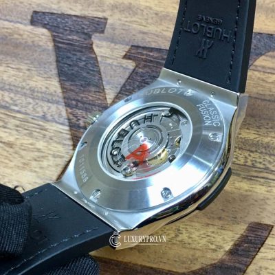 Đồng Hồ Hublot Classic Fusion Siêu Cấp Replica 1:1 Full Diamond mặt đen dong ho hublot sieu cap 4