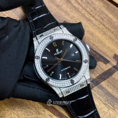 Đồng Hồ Hublot Classic Fusion Siêu Cấp Replica 1:1 Full Diamond mặt đen dong ho hublot sieu cap 5