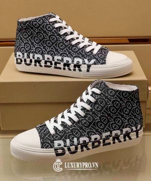 Giày Burberry nam chính hãng