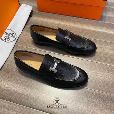Giày Hermes Nam Phiên Bản Cao Cấp Đen Dập Vân Logo giay hermes nam chinh hang 9 7