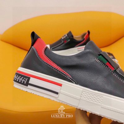 Giày Slipon Gucci Nam Màu Đen Da Trơn Cao Cấp giay luoi gucci nam chinh hang 4