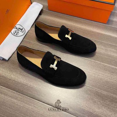 Giày Loafer Hermes Nam Da Lộn Màu Đen Sang Trọng giay nam hermes 2 5