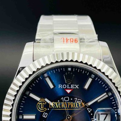 gia dong ho rolex nhai 8