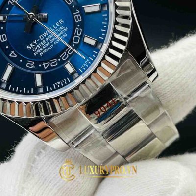 gia dong ho rolex nhai 9