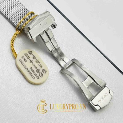 Đồng Hồ Nam Omega Seamaster Black Dial 210.92.42.20.01.001 dong ho thuy sy omega 8