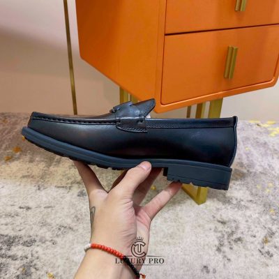 Giày Loafer Salvatore Ferragamo Da Trơn Mặt Khuy In Tên giay ferragamo 1 2