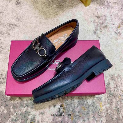 Giày Loafer Salvatore Ferragamo Vân Da Gancini Kim Loại giay ferragamo 2 3