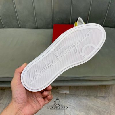 giay salvatore ferragamo fake 1 1