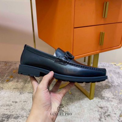 Giày Loafer Salvatore Ferragamo Da Trơn Gancini Đen salvatore shoes 1 2