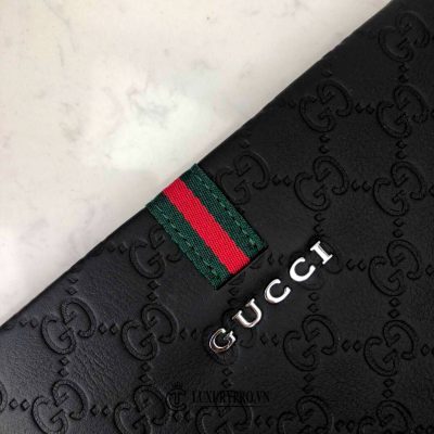 tui deo cheo gucci nam 1