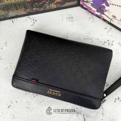 vi cam tay nam gucci 1