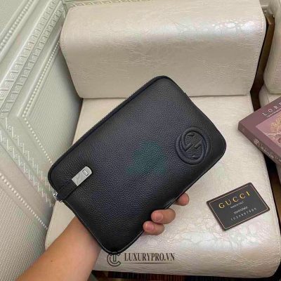 Clutch Gucci nam màu đen da sần logo nổi vi gucci nam 5