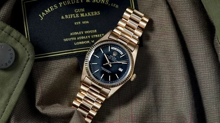 Đồng hồ Rolex Quartz với mẫu thiết kế cổ điển.