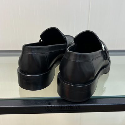 giay hang hieu 3 3 1