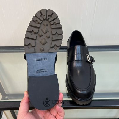 giay hang hieu 8 3 1