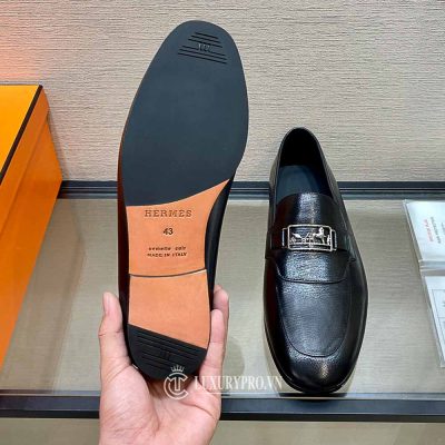 giay moi nam hang hieu 8 3 1