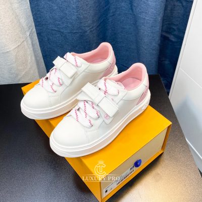 giay the thao fake 1 1