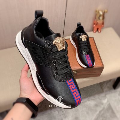 giay the thao fake 5 4