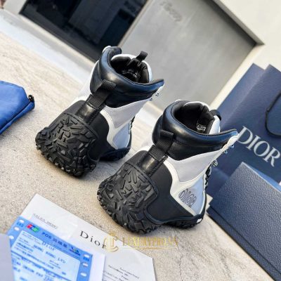 giay the thao hang hieu 4 7