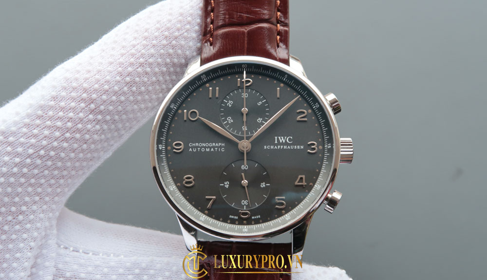 Đồng hồ IWC fake siêu cao cấp sở hữu chất liệu chế tác ưu việt