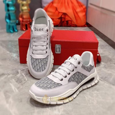 mua giay replica 5 1