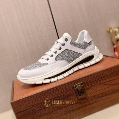 mua giay replica 7 1