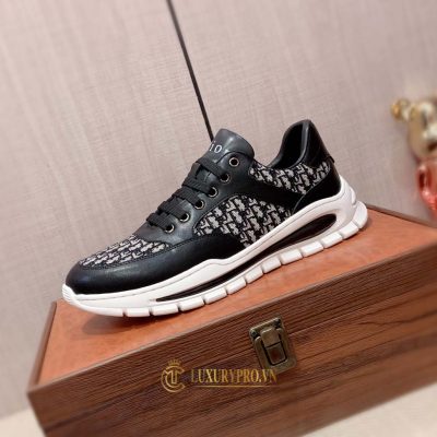 shop giay hang hieu tphcm 7 2