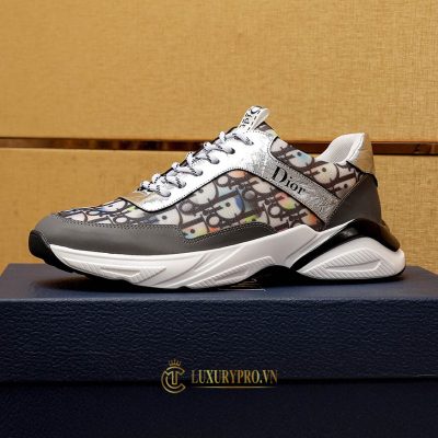 shop giay hang hieu tphcm 8