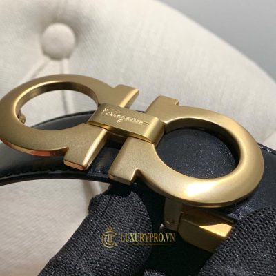 that lung ferragamo 8 1