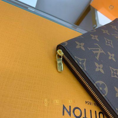 clutch lv chinh hang 6 2