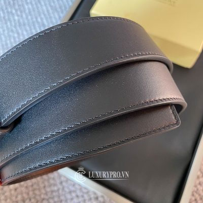 day nit burberry fake 1 2