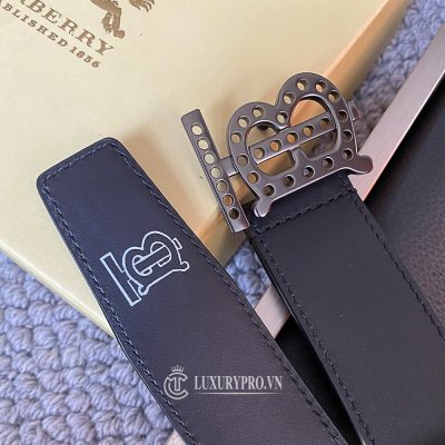 day nit burberry fake 5 2