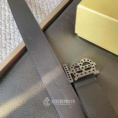 day nit burberry fake 6 2