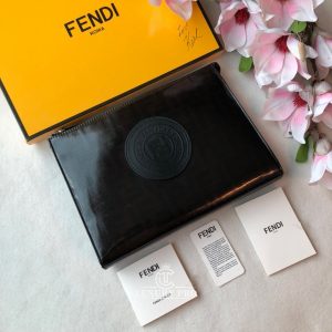 fendi clutch