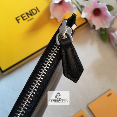 fendi clutch 8 3