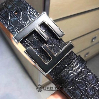 that lung fendi chinh hang 3