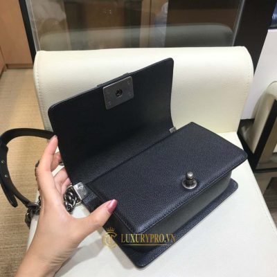 tui deo cheo chanel 2 7