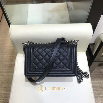 tui deo cheo chanel 7 7