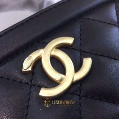 tui deo cheo chanel like auth 1 1