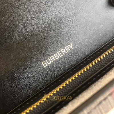 vi cam tay burberry nu hang hieu 1 1