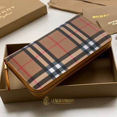 vi dai cam tay nu burberry 4 2