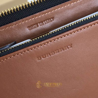 vi dai cam tay nu burberry 7