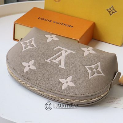 vi nu louis vuitton 3