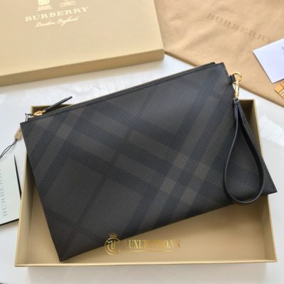 clutch burberry gia re 7