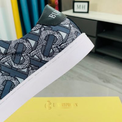 giay burberry nam 3 4