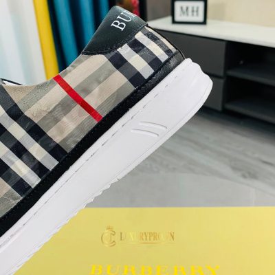 giay burberry nam 4