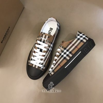 giay the thao burberry chinh hang 4