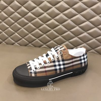 giay the thao burberry chinh hang 5