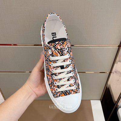 giay the thao burberry nam 2 4