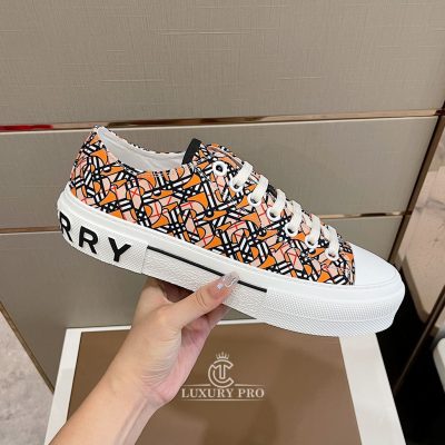 giay the thao burberry nam 5 4